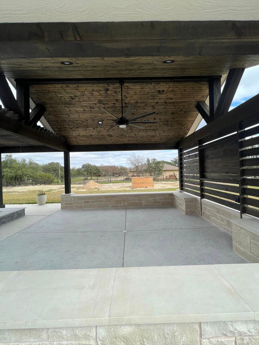 Staining for Ruben Munoz Painting and Remodeling  in Fort Worth, TX