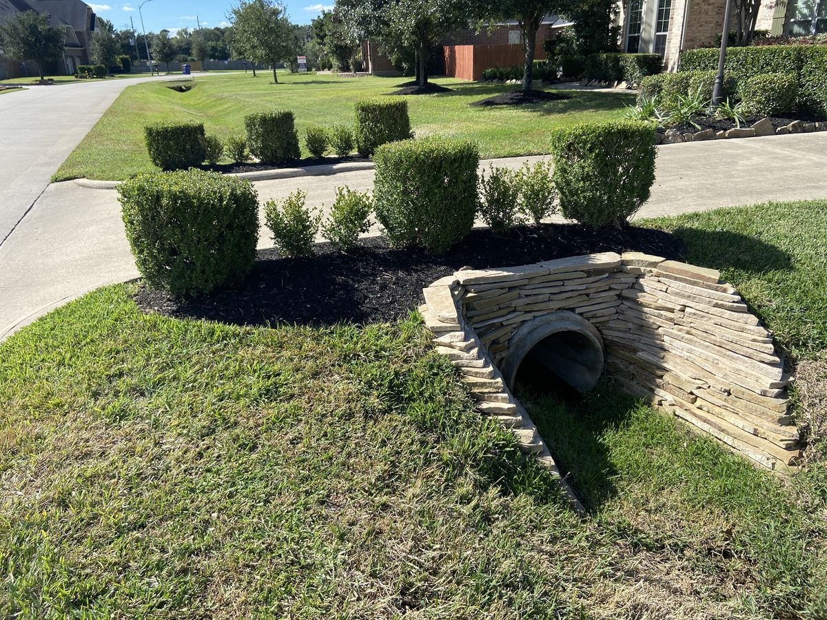 Hardscaping for Atlas Land Design in Creekside Park, TX