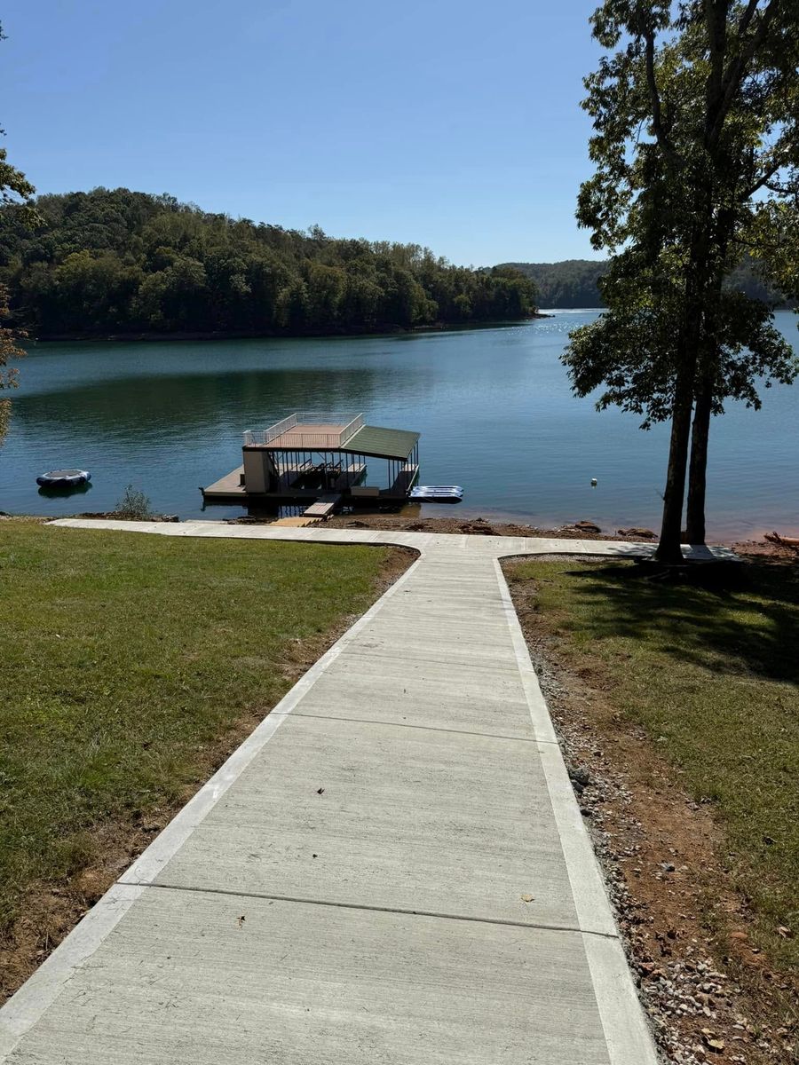 Sidewalk Installation for Rocky Top Concrete & Excavating in Knoxville, TN