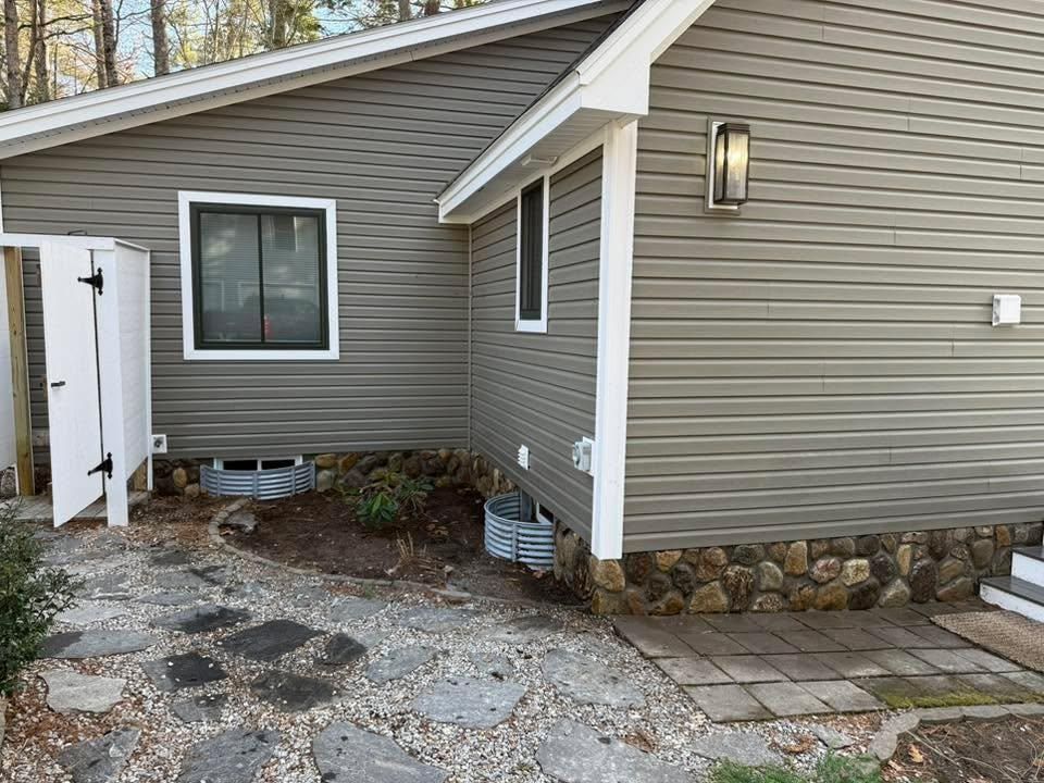 Custom Outdoor Spaces for Smythe’s Stonework & Masonry in Buxton, ME