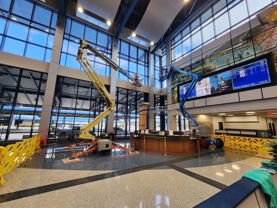 High Rise Window Cleaning for Sunlight Building Services in Birmingham, AL