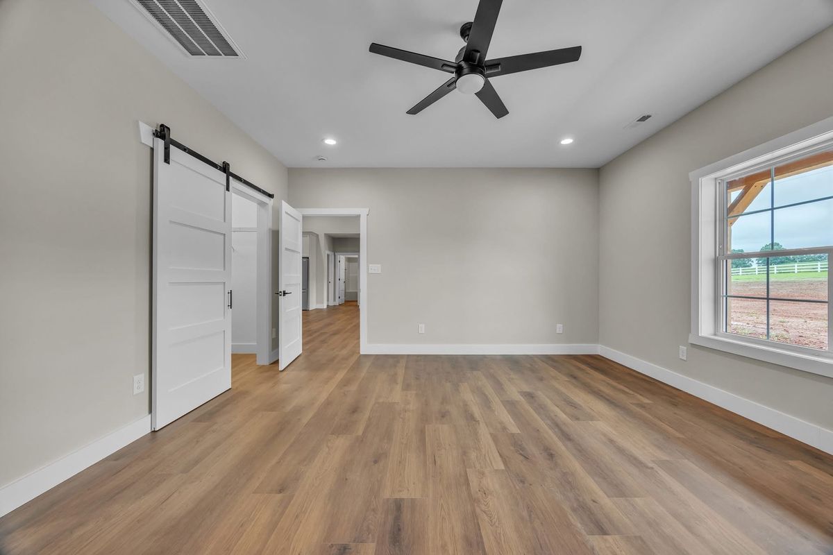 Custom Homes for Ridgeline Construction in Hiddenite, NC