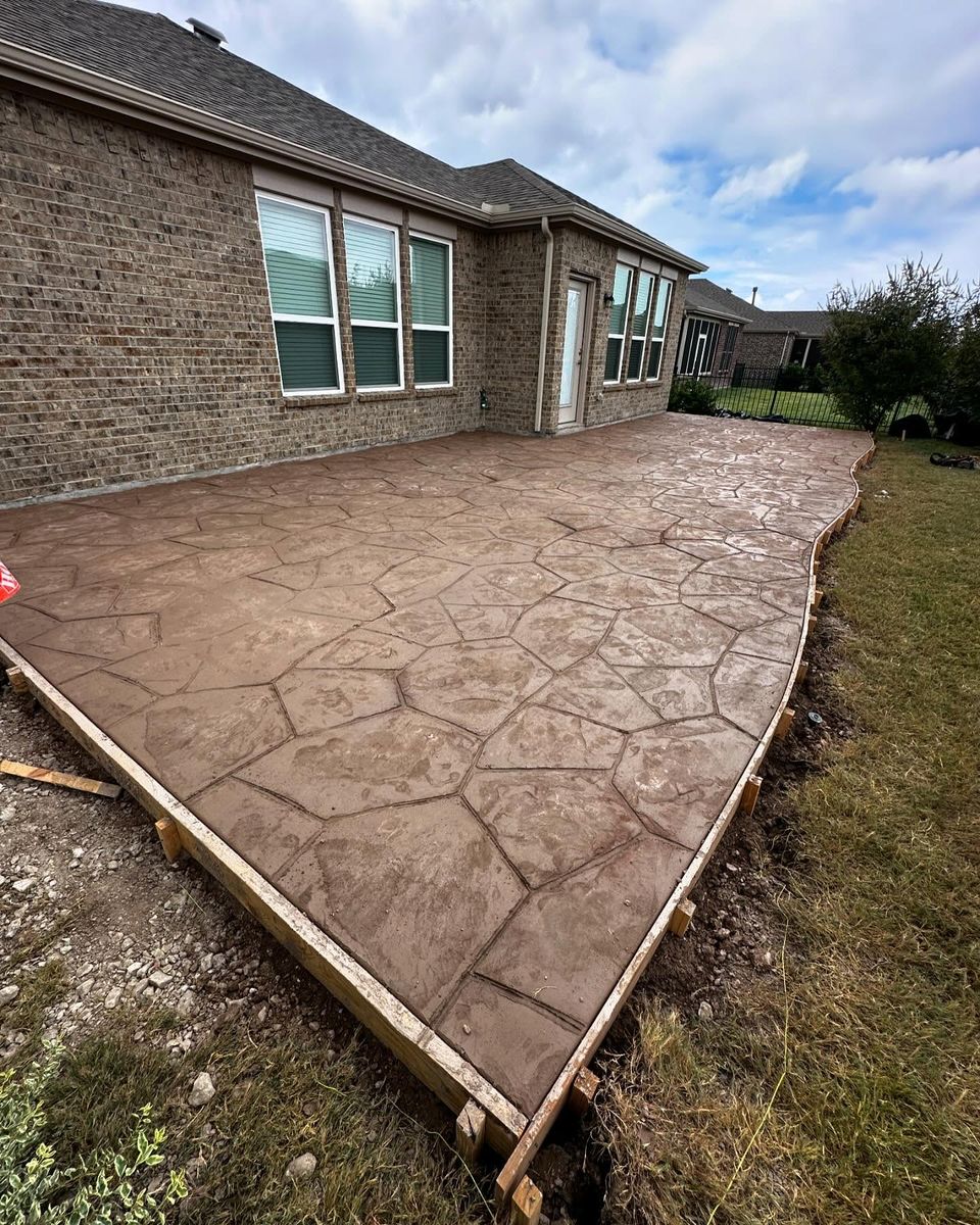 Decorative Concrete Services for EMG Construction in Balch Springs, TX