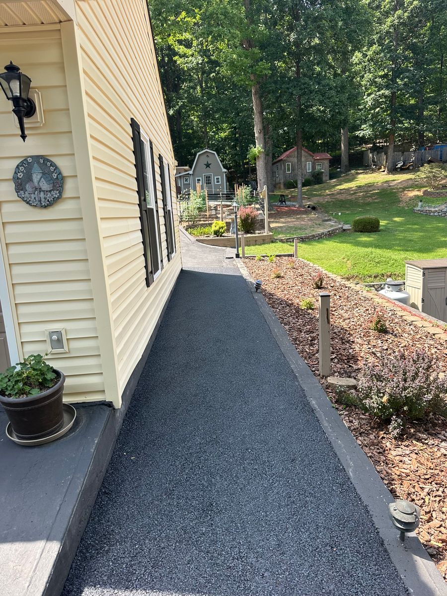 Asphalt Driveways for James R Carter Paving in Roanoke, VA