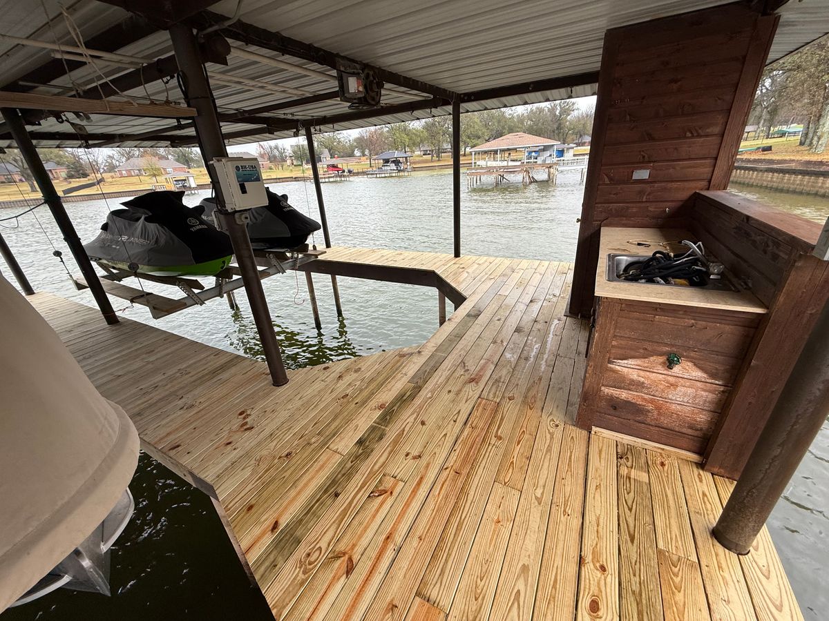 Deck Construction for Keeping Up With The Jones LLC in Corsicana, TX