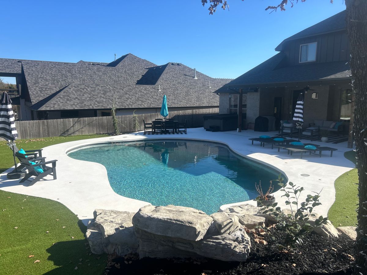 Custom Concrete Pools for Westbound Pools & Construction in Mustang, OK