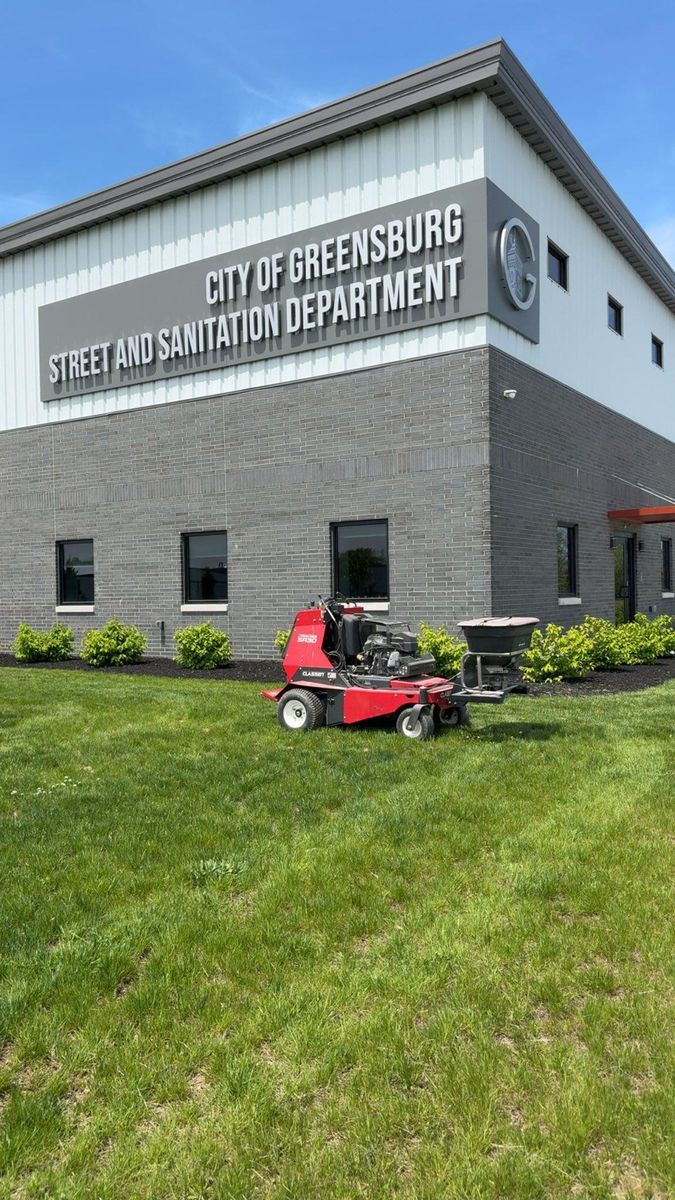 Shrub Trimming for Davidson Lawn Care LLC in Greensburg, IN