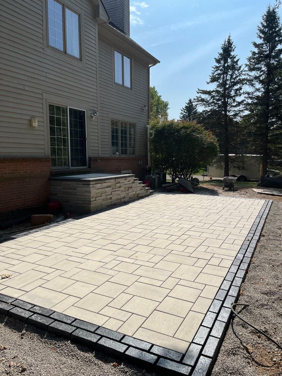 Landscape & Hardscape Design for Sunstone Construction in Oakland County, MI