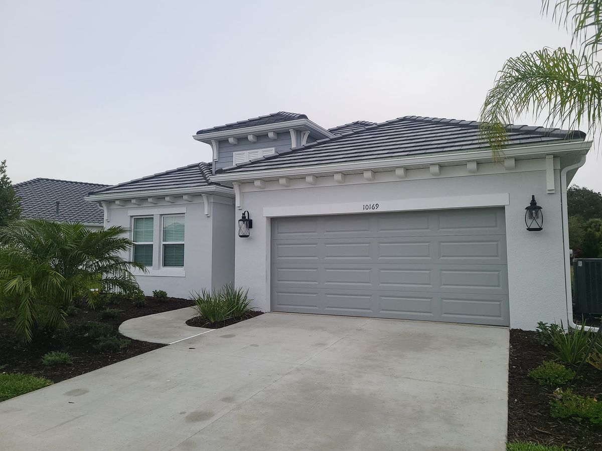 Exterior Painting for Design Painting Plus LLC in Valrico, FL