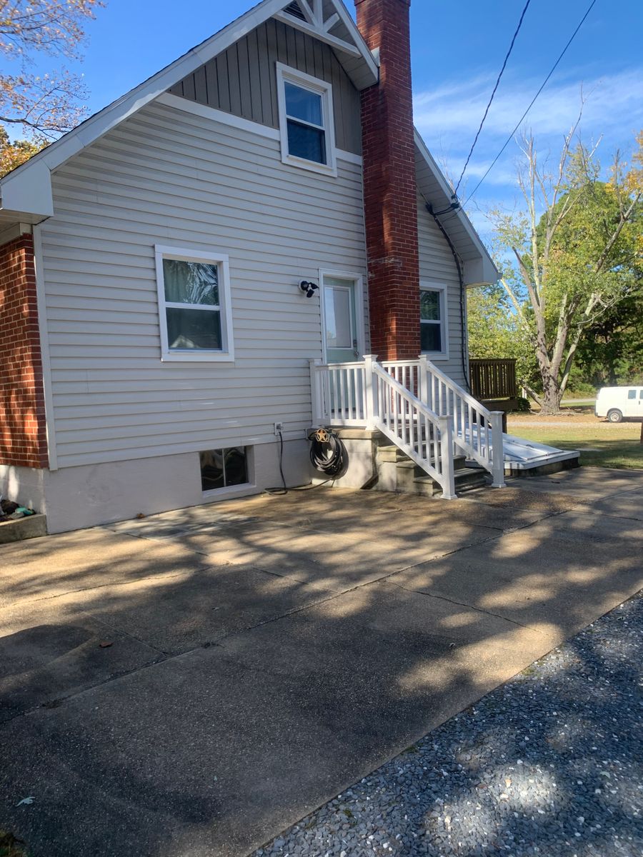 Pressure Washing for Calvert Clean Up, Pressure Washing & Hauling LLC in Pasadena, MD