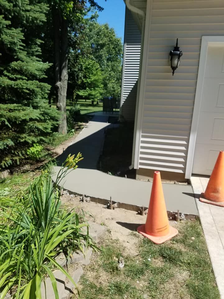 Sidewalk Installation for B & E Concrete in Michigan City, IN