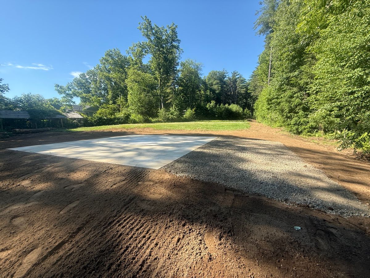 Excavation & Grading for Lennon Land Management in Suffield, CT