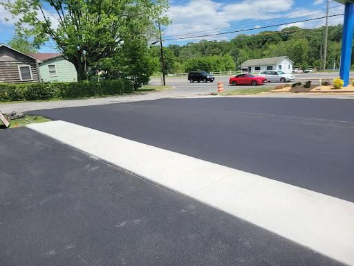 Asphalt Installation for CJ's Paving and Sealcoating in Lynchburg, VA