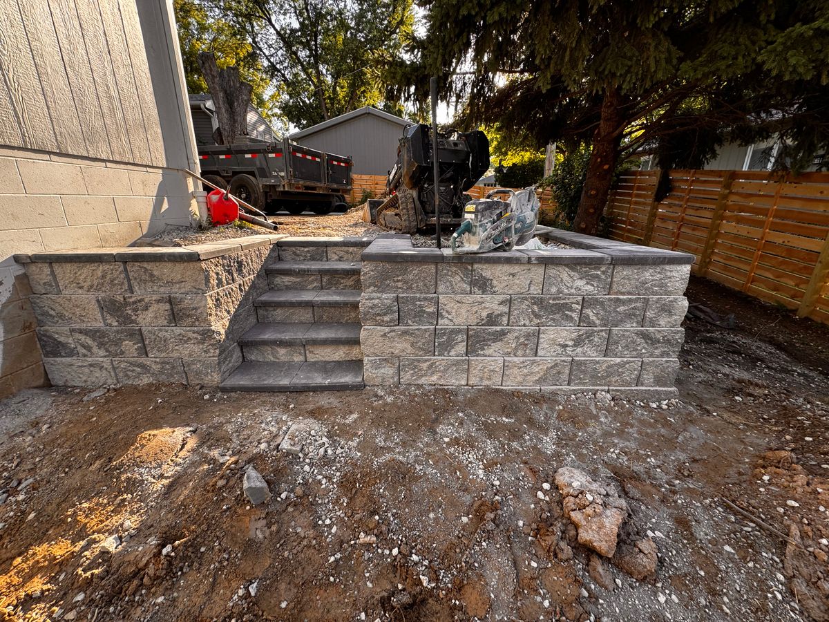 Retaining Wall Construction for Black Diamond Hardscapes in Omaha, NE