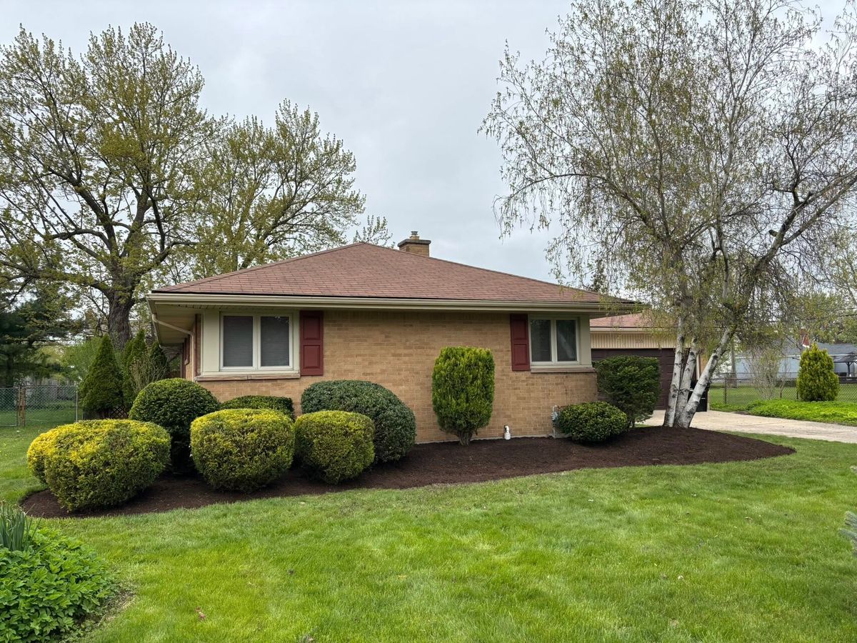 Landscape Maintenance for Leaps Landscaping LLC in Buffalo, NY