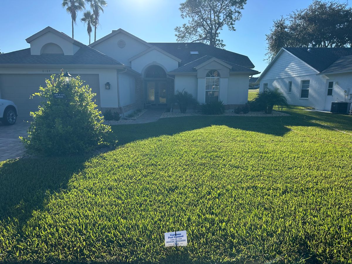 Lawn Spraying for Garrison Pest Control Inc in North Weeki Wachee, FL