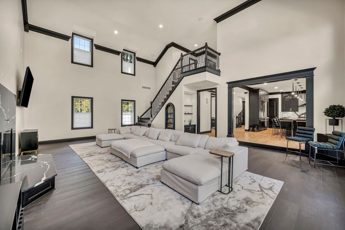 Interior/Exterior Painting for ForeverHome RE in Cleveland, OH