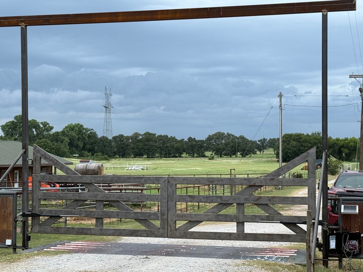 Metal Gate fabrication and installation for BCS Metal Construction LLC in Springtown, TX