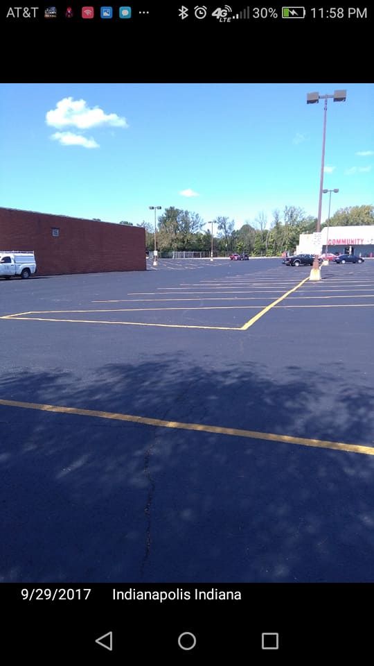 Asphalt Parking Lot Construction for Affordable Asphalt Maintenance in Indianapolis, IN