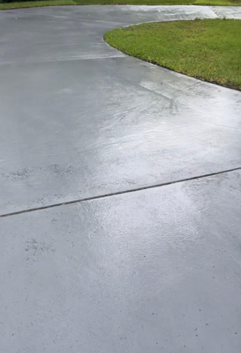 Driveway cleaning for Premier Softwash in Bluffton, SC