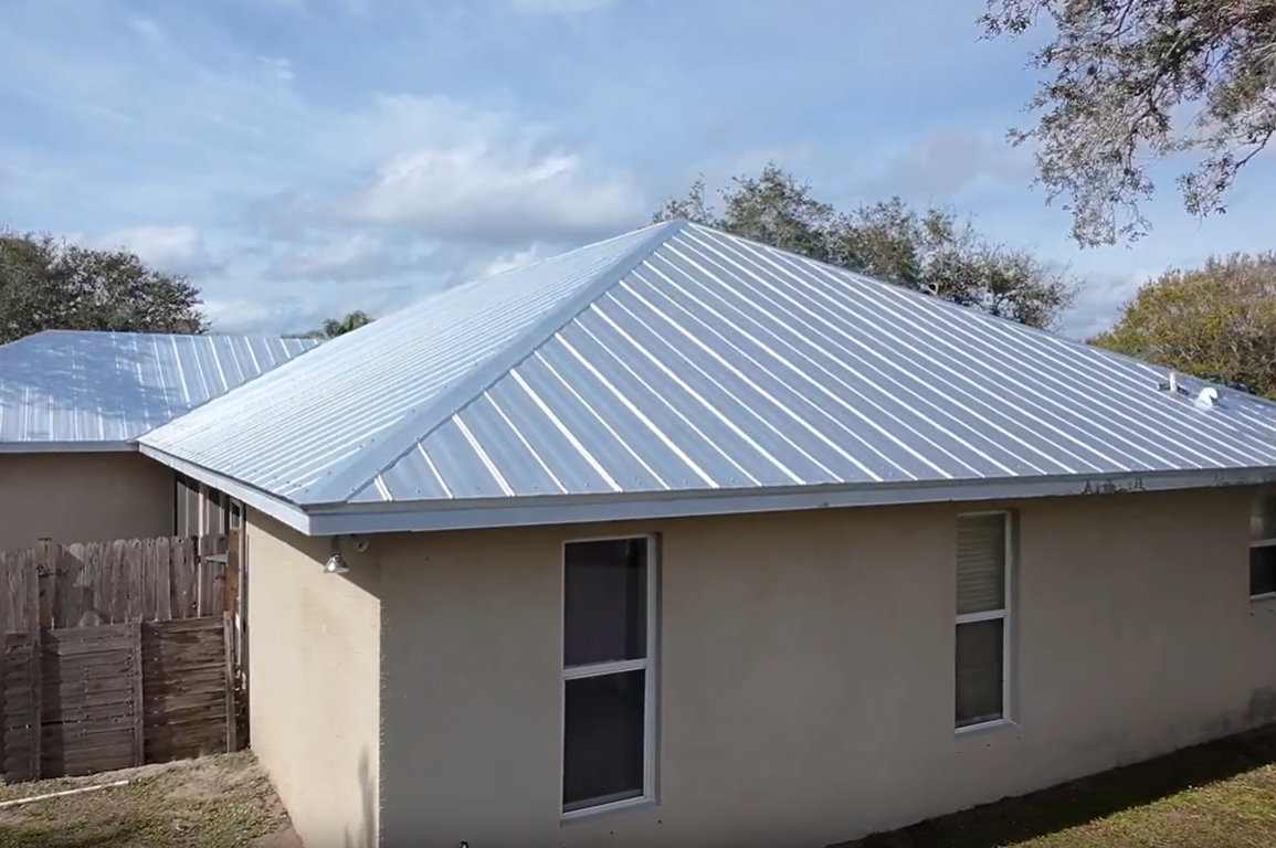 Metal Roof for Ridgecap Roofing in Port St. Lucie, FL