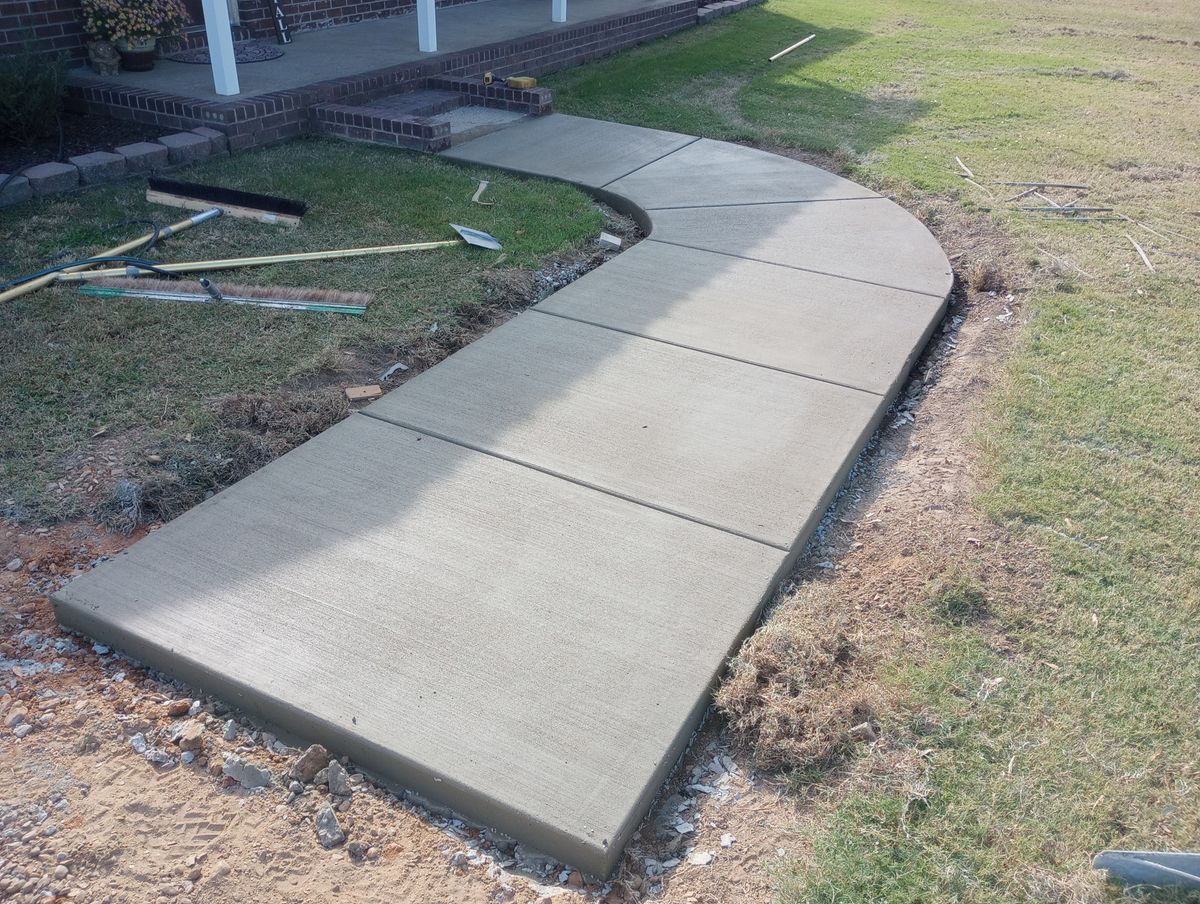 Sidewalk Installation for Dream Team Concrete in Clarkville, TN