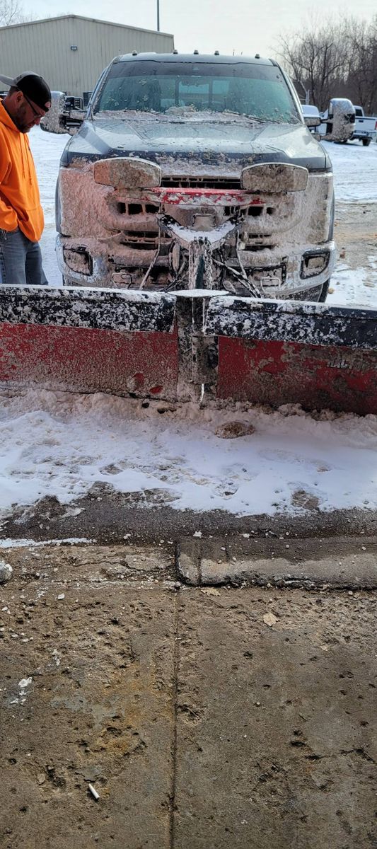 Commercial Snow Removal for Contemporary Landscape in St. Louis, MO