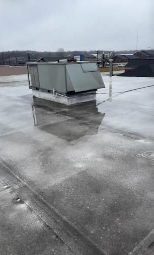 Commercial Roof Repairs for Miller & Kemp Contracting in Bloomfield, IN