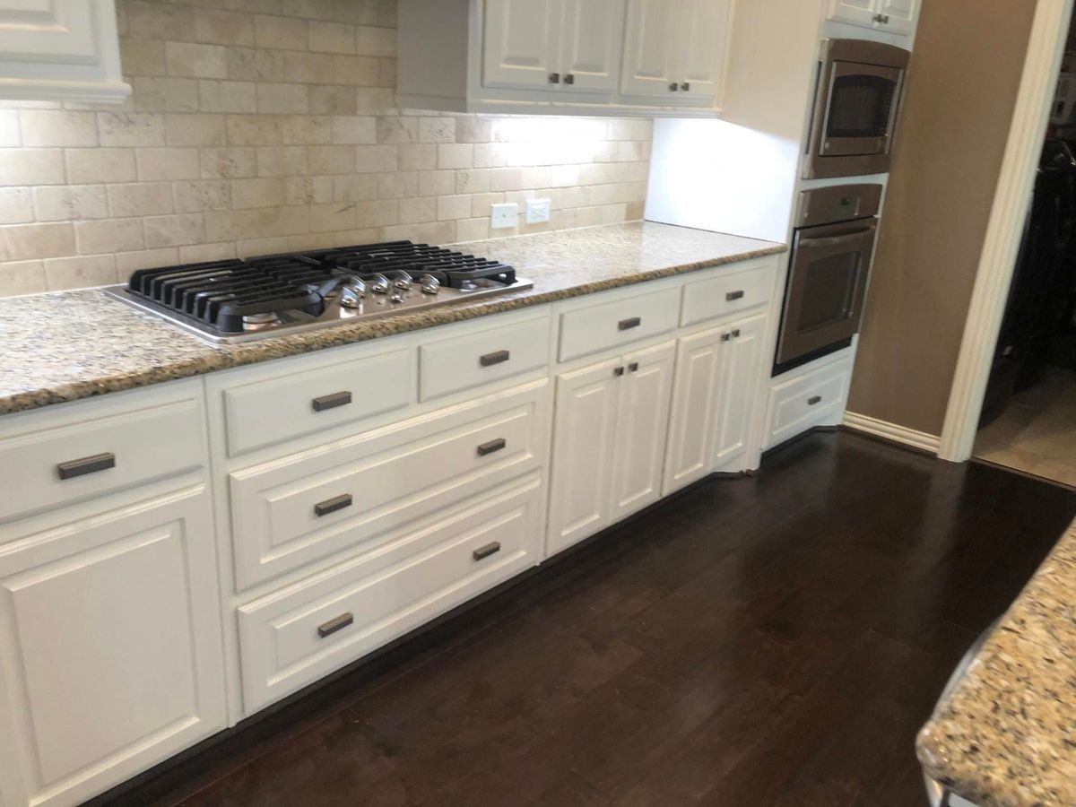 Kitchen and Bathroom Renovations for Steve Beth construction in Burleson, TX