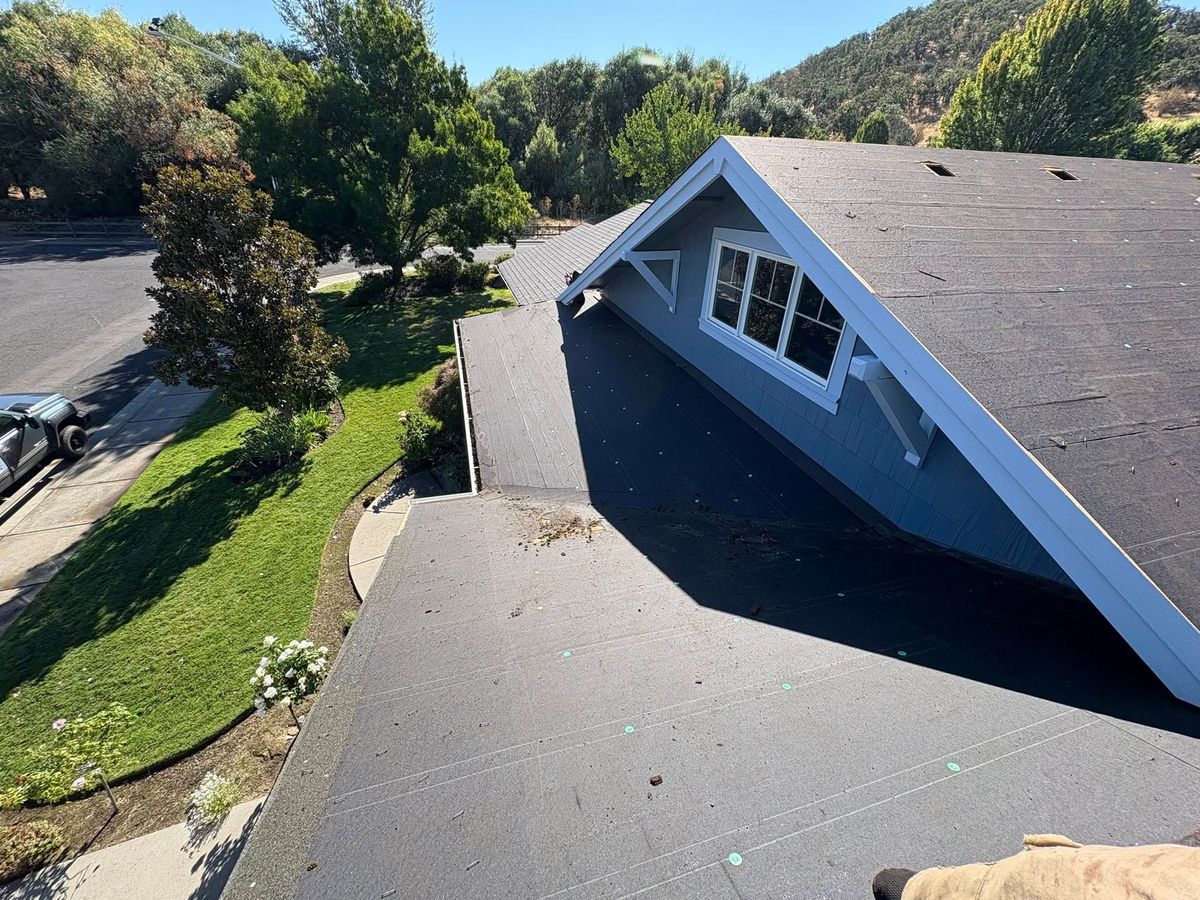 Roofing Replacement for Crestwell Roofing Plus LLC in Grants Pass, OR