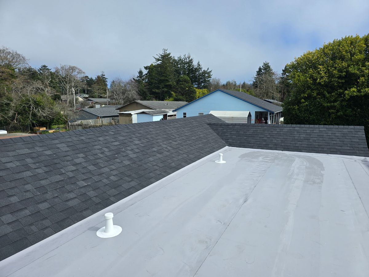 Roofing for Matthew Brooms Construction  in Coos Bay, OR