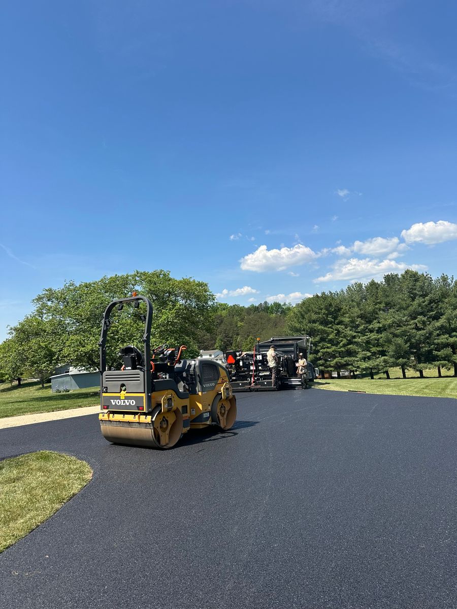 Asphalt Driveways for James R Carter Paving in Roanoke, VA