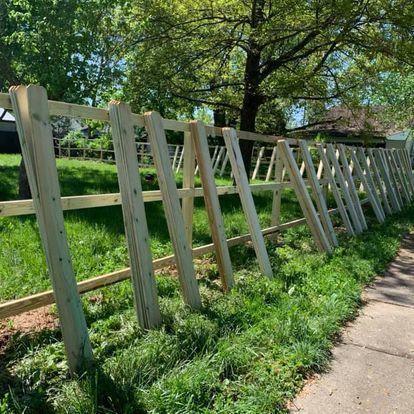 Fence Construction for Alexander Fencing And Tree Service  in Louisville, Kentucky