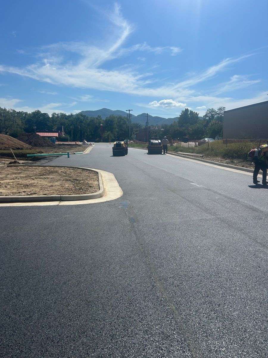 Sealcoating for James R Carter Paving in Roanoke, VA