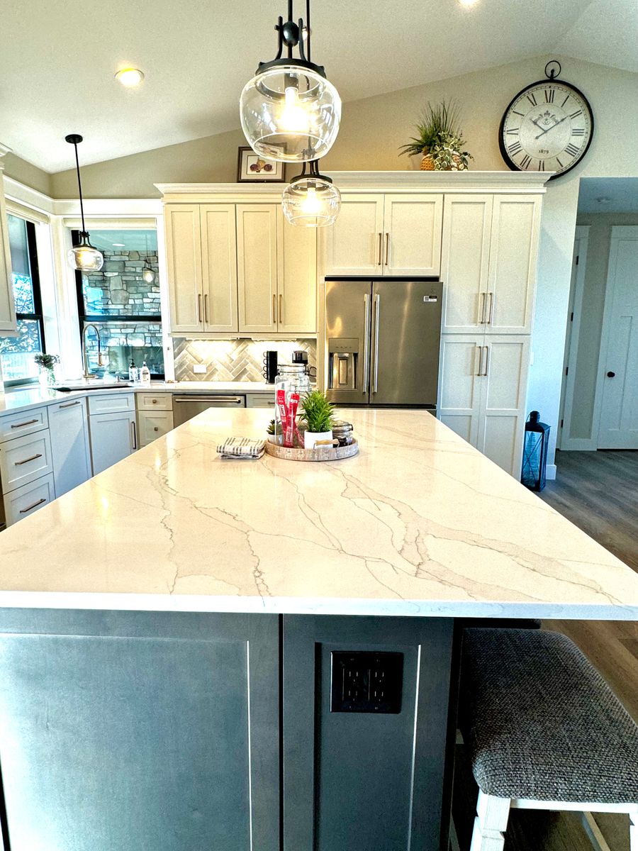 Kitchen Renovation for Next-Gen Pro-Builders in Kennewick, WA