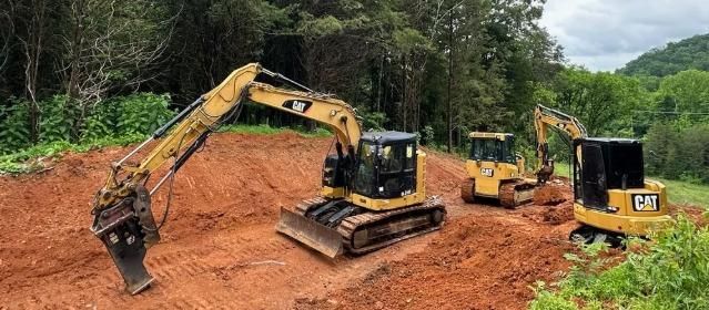 Demolition and Hauling for Quality Excavating in Seymour, TN
