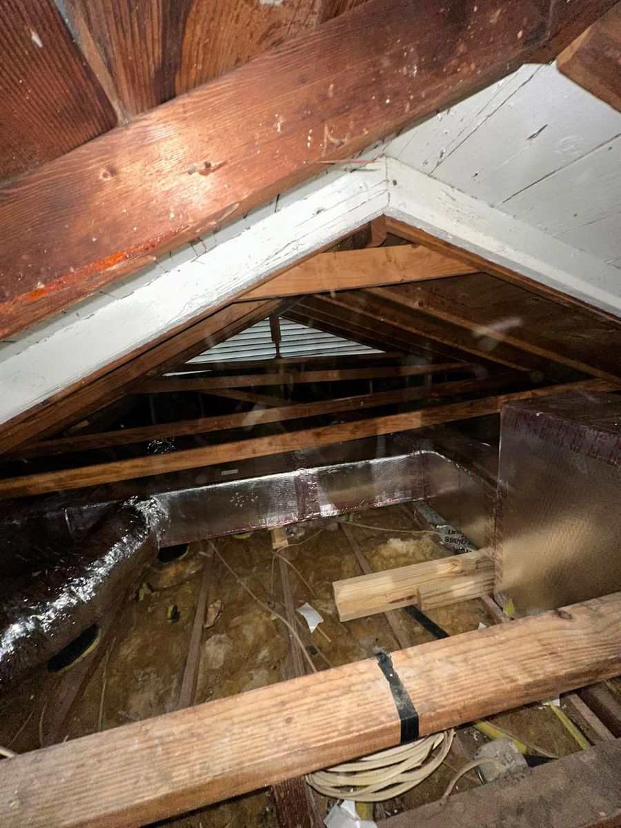 Insulation for Isaac’s Air in Yoakum, TX