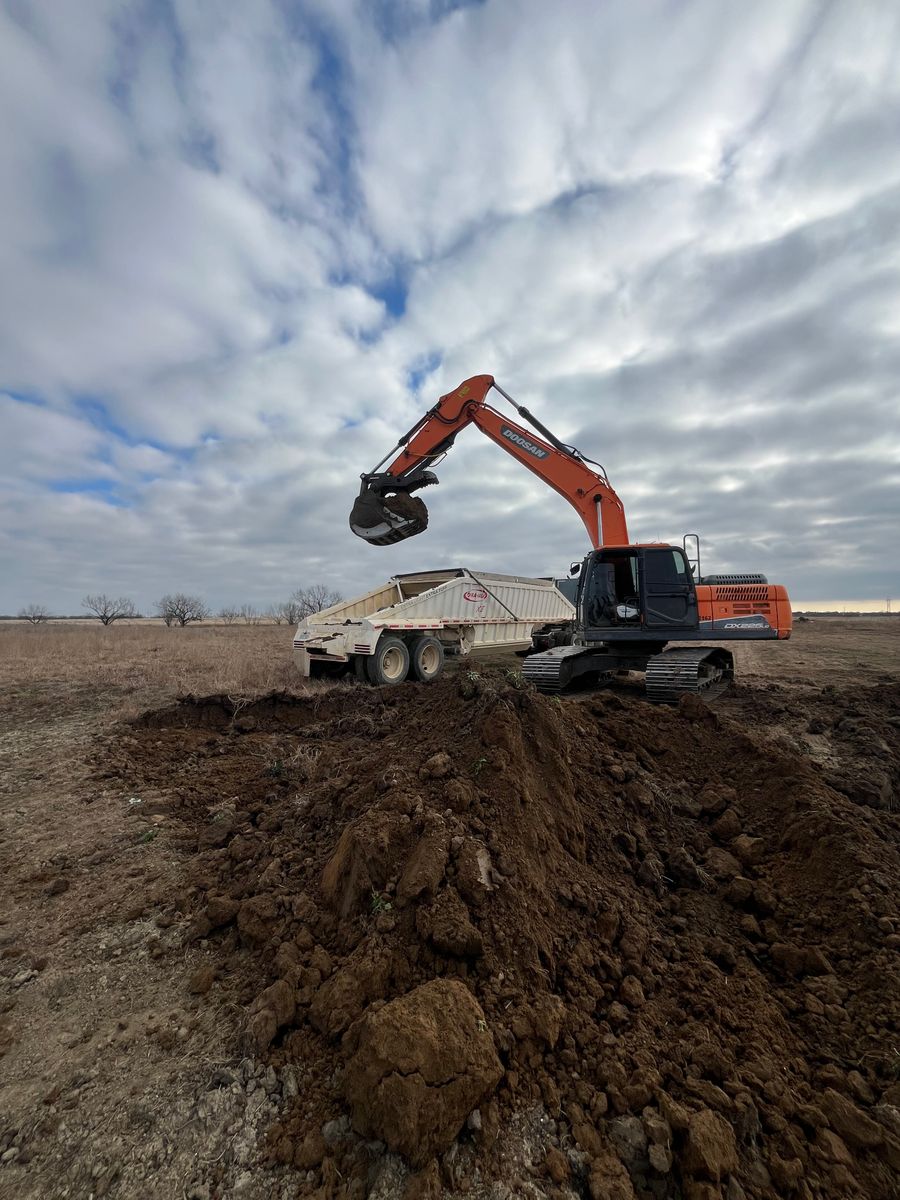 Excavation and site prep for South Prairie Construction in Graham, TX