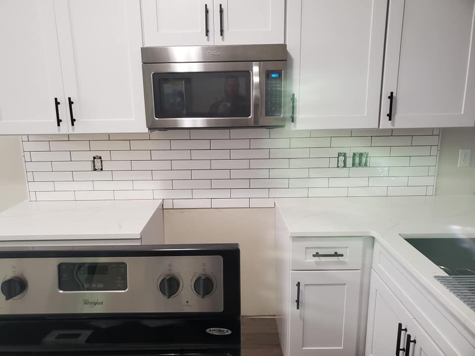 Kitchen Backsplash Tiling for Thomas Tile and Stone LLC in North Chesterfield, VA