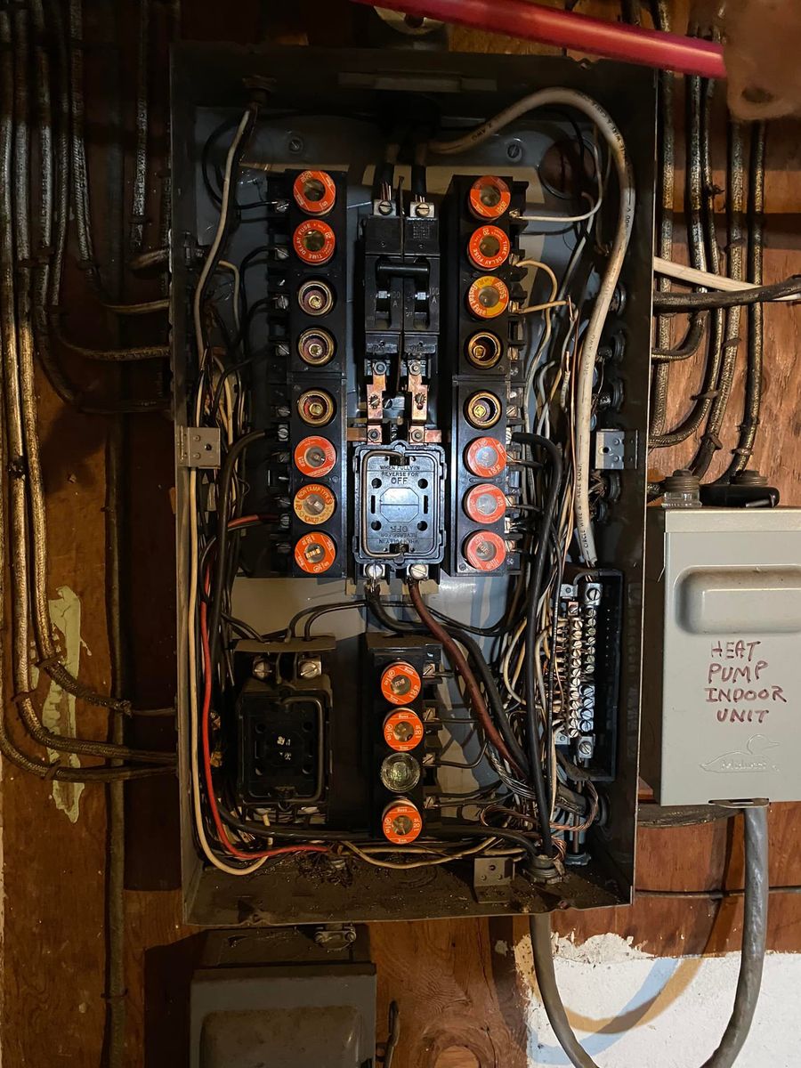 Circuit Breaker Installation and Repair for Genesis Electrical in Greeneville, TN