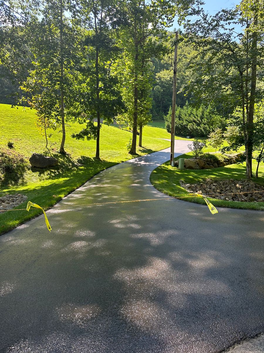 Sealcoating for James R Carter Paving in Roanoke, VA