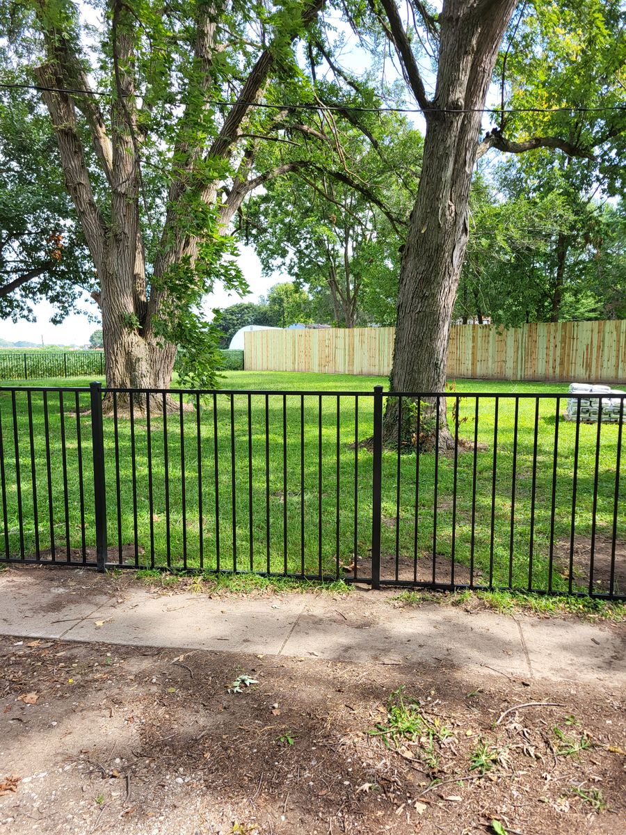 Fencing Repair & Installation for JOE'Z Carpentry & Remodeling in Saint Marys, KS