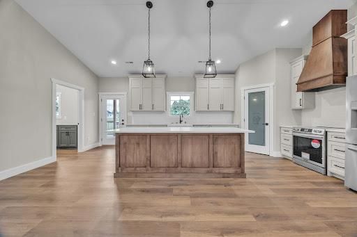 Custom Homes for Ridgeline Construction in Hiddenite, NC