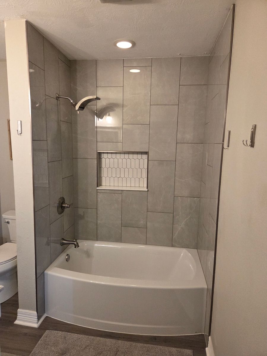Bathroom Remodel for D&J Custom Floors in Nederland, TX