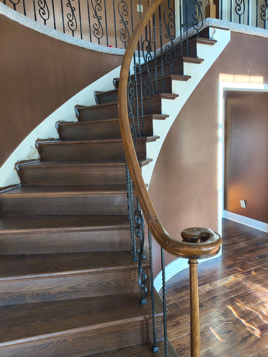 Hardwood Staircase for Kastor Custom Flooring & Carpentry in Kansas City, MO