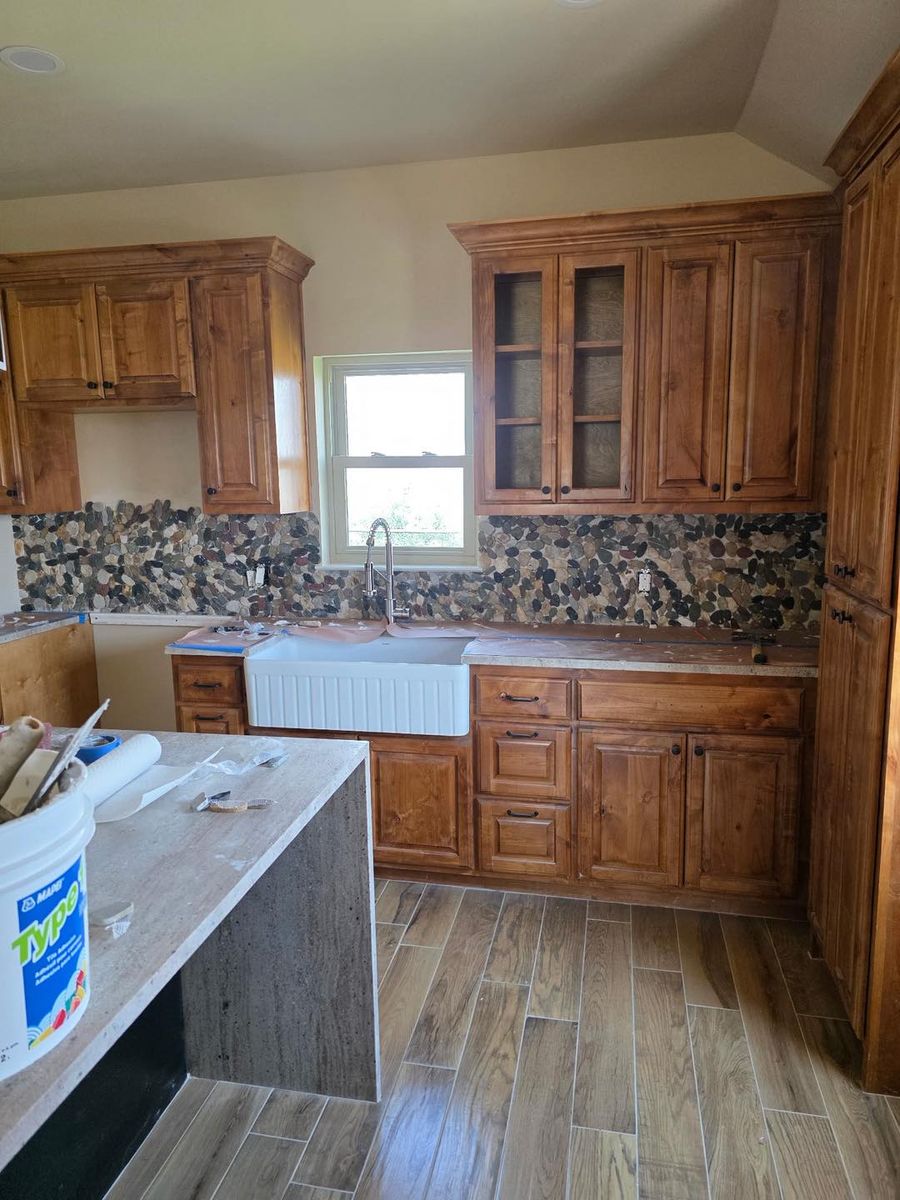 Trim for Shayne Prisk Construction in Midland, TX