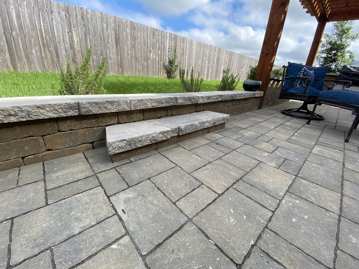 Hardscaping for Atlas Land Design in Creekside Park, TX