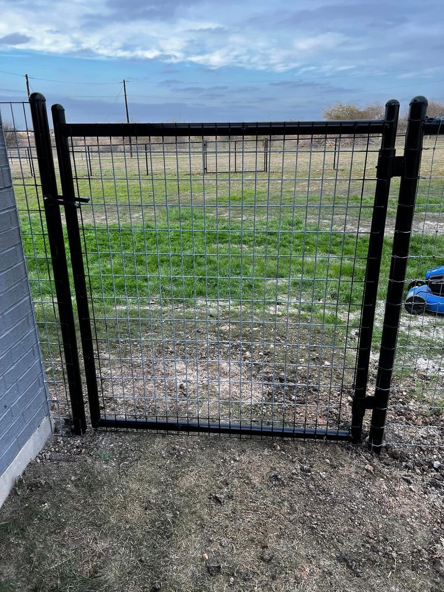 Gates for JG Welding & Construction Services in Weatherford, TX