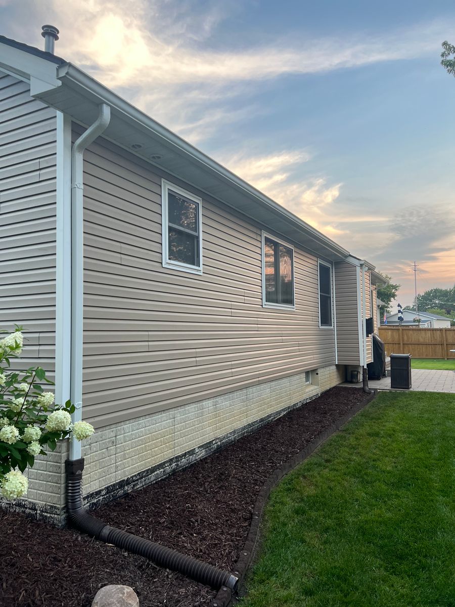Siding for Big Country Construction LLC in Sterling Heights, Michigan