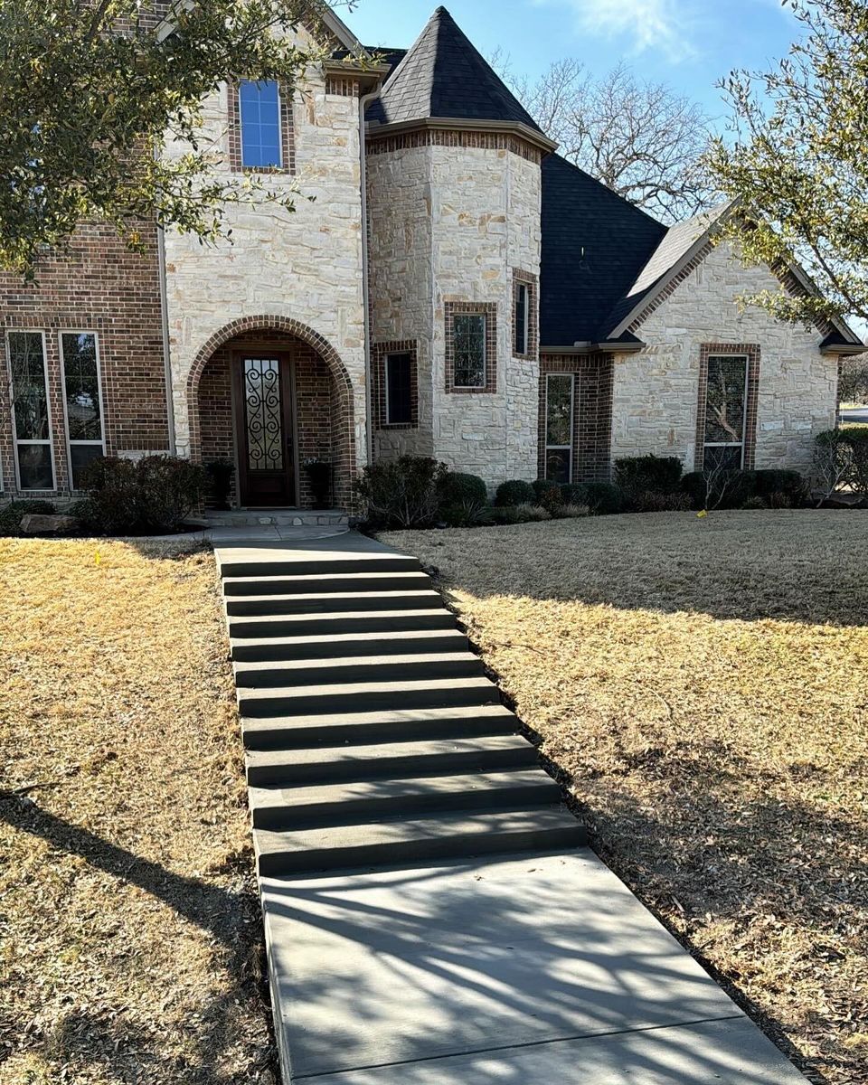 Sidewalk Installation for G2 Custom Concrete in Dallas, TX